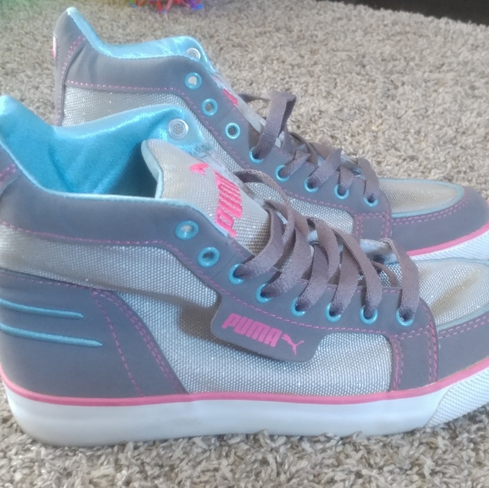 Puma High Tops - Picture 2 of 3